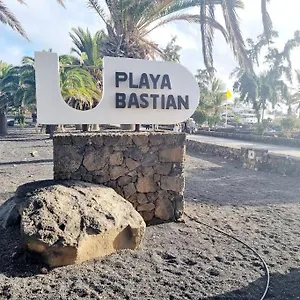 playa-bastian-first-line-of-the-sea.in-canary-islands.com/